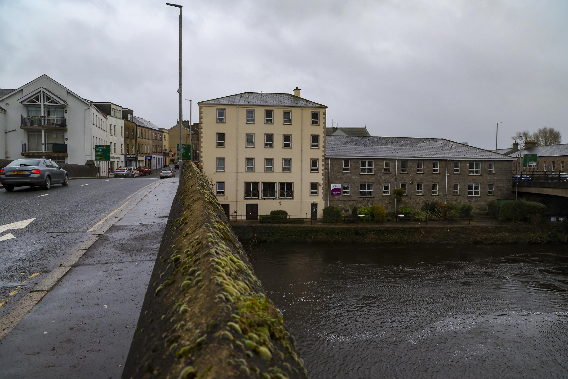 Above, main: Large cracks visible at Westbridge House, Enniskillen. Photos by John McVitty.